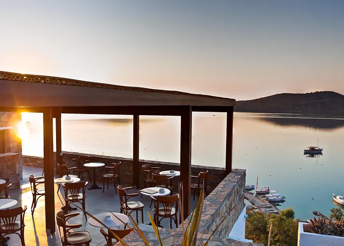 Royal Marmin Bay Boutique & Art Hotel (Adults Only)